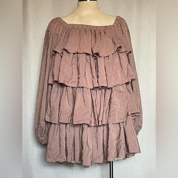 NWOT ruffled mini dress - Picture 2 of 6